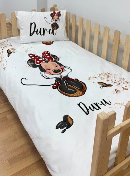 Kişiye Özel Montessori Mikro Saten Nevresim Seti Minnie Mouse