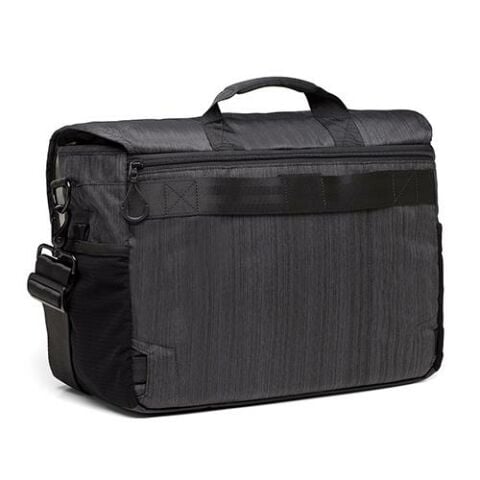 Tenba DNA 15 Messenger Bag (Graphite) Omuz Çantası