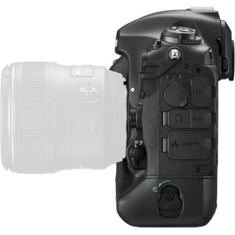 Nikon D5 Body DSLR Fotoğraf Makinesi