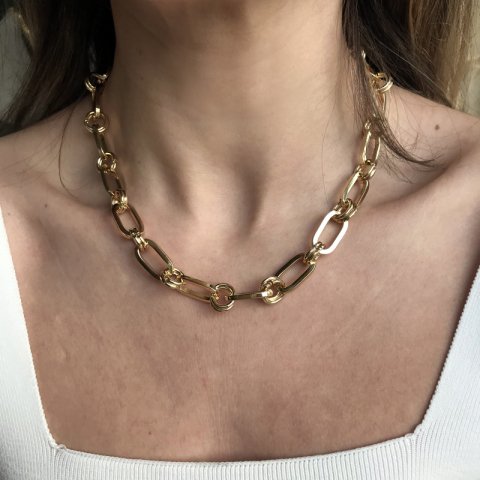 Julia Maximal Chain