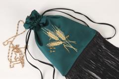 HELEN  POUCH