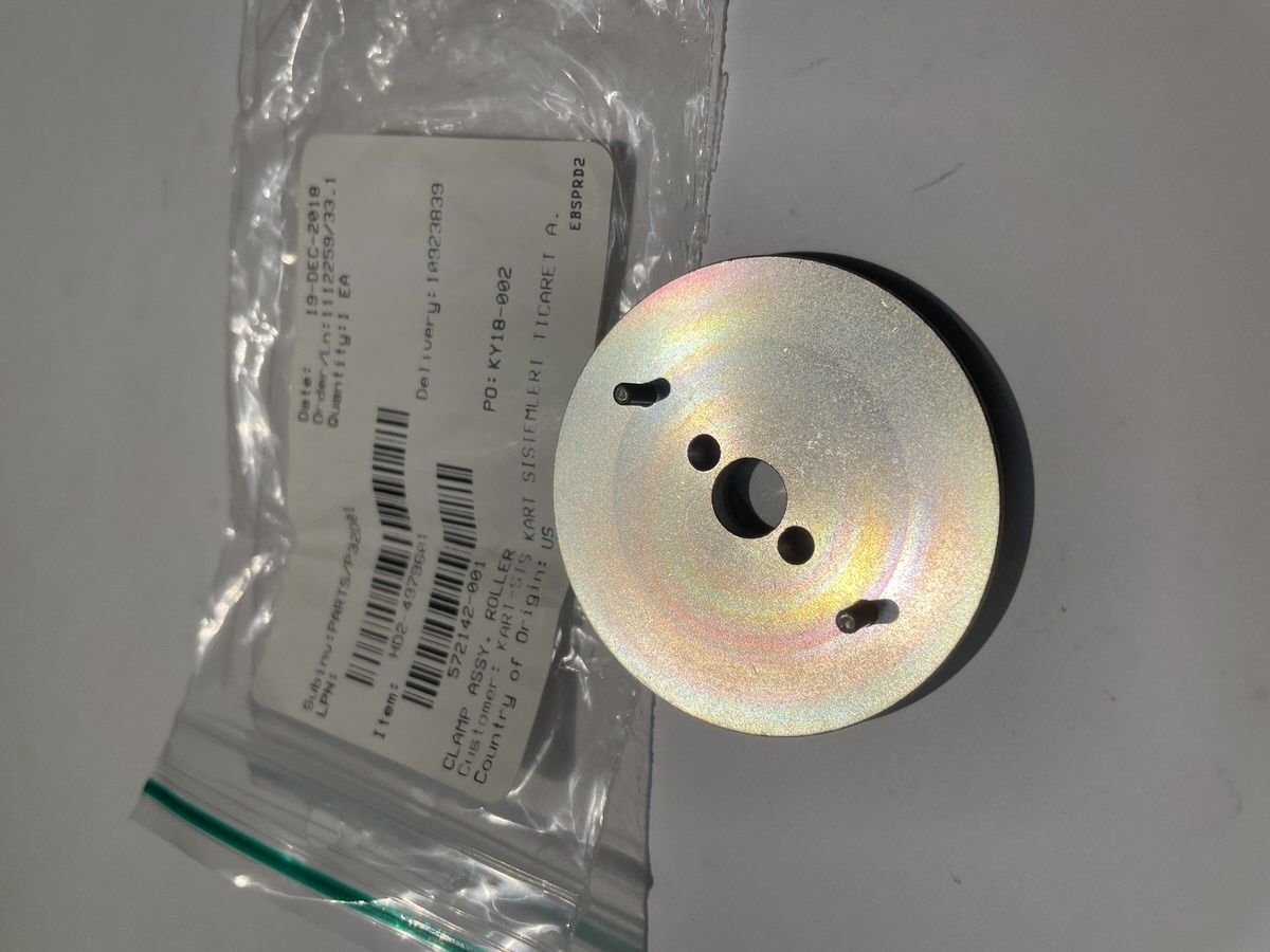 572142-001 CLAMP ASSY ROLLER
