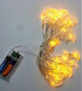 2 PİLLİ HİLAL FİGÜRLÜ FONKSİYONLU GÜN IŞIĞI 28 AMPUL LED