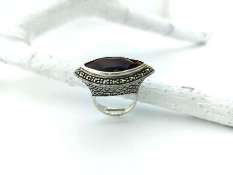 Granat & Markazit Taşlı Gümüş Yüzük