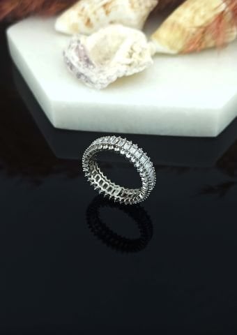 925 Ayar Zirkon Taşlı Gümüş Yüzük
