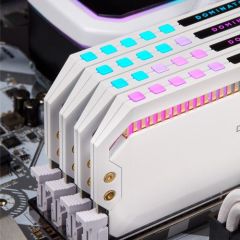CORSAIR CMT16GX4M2C3200C16W 16GB (2X8GB) DDR4 3200MHz CL16 DOMINATOR PLATINUM RGB SOĞUTUCULU BEYAZ DIMM BELLEK