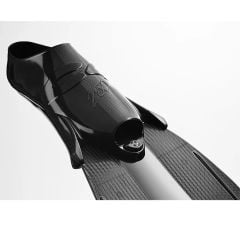 C4 250 BLACK AYAKLIK