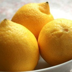 Tüplü Aşılı Aromatik Tatlı Şeker Limonu Fidanı