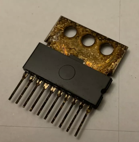 UPC1001H-324T