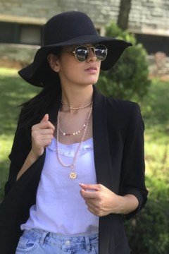 Dalgalı Siyah Fötr Şapka