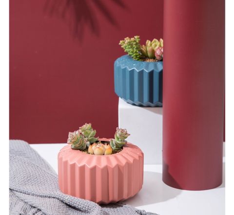 Geometrik Saksı Veya Mumluk Antrasit Hediyelik Saksılık Nar Çiçeği