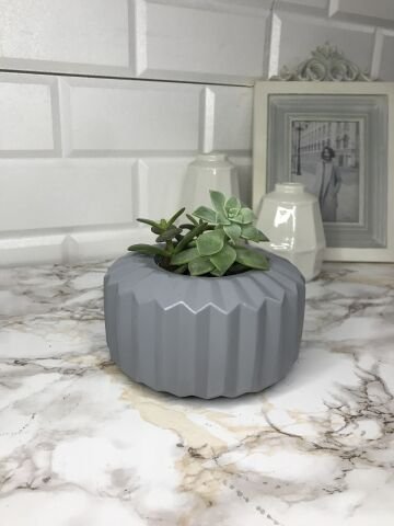 Geometrik Saksı Veya Mumluk Antrasit Hediyelik Saksılık Gri