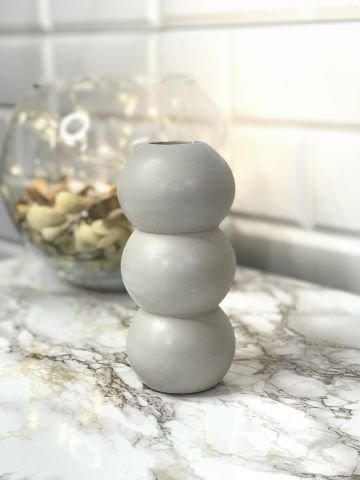 Hediyelik Vazo 14 cm Polyester Döküm Dekoratif Vazo Bej