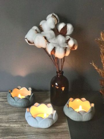 Yogacılar İçin Dekoratif Lotus Çiçeği Mumluk Set  Gri