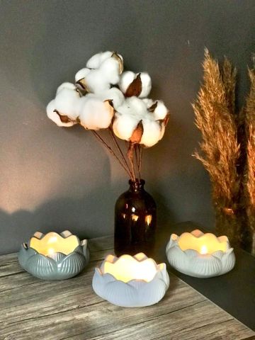 Yogacılar İçin Dekoratif Lotus Çiçeği Mumluk Set  Gri