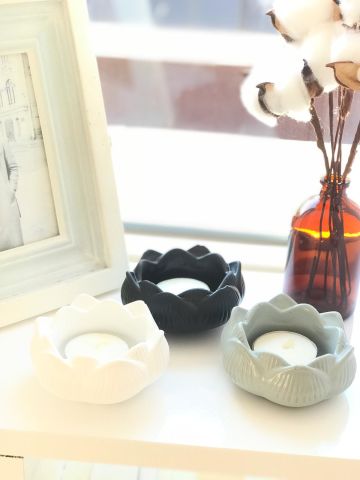 Yogacılar İçin Dekoratif Lotus Çiçeği Mumluk Set  siyah