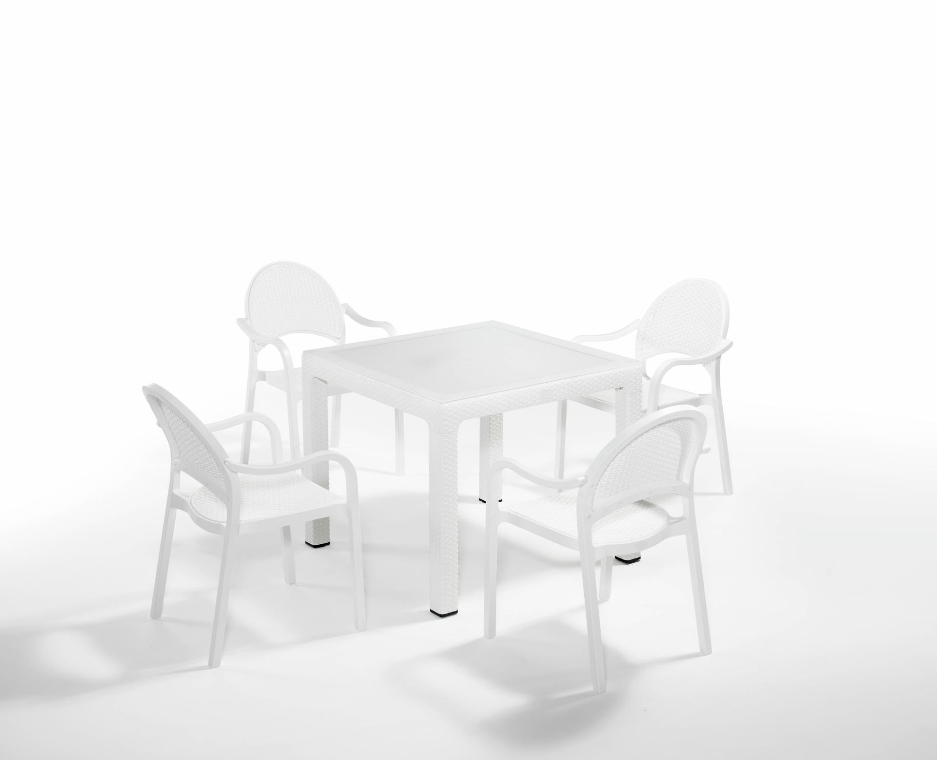 Beyaz Rattan Plastik Bahçe Masa Sandalye Seti 4 Kişilik