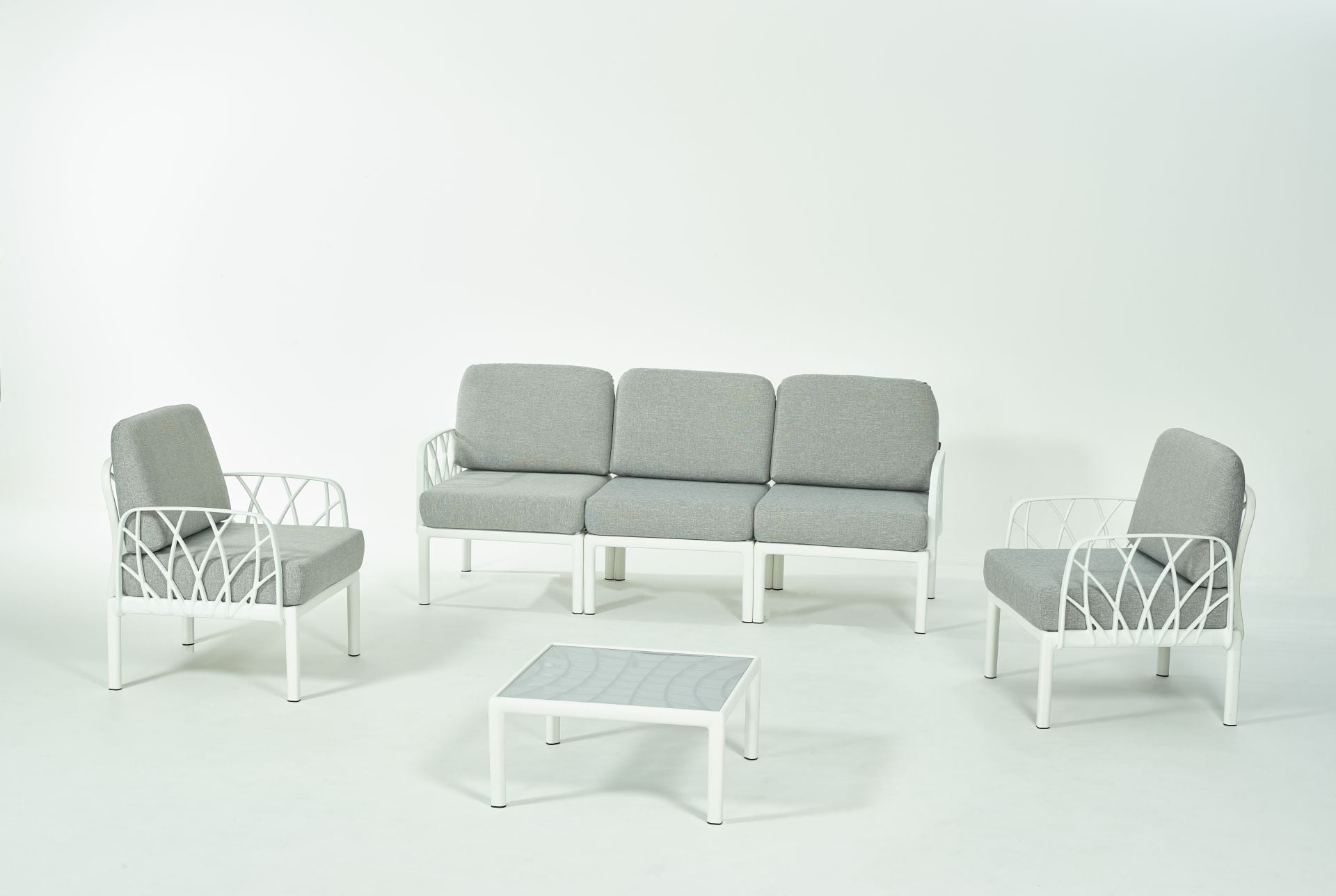 Beyaz Gri Minderli 5 Kişilik Dış Mekan Bahçe Koltuk Takımı