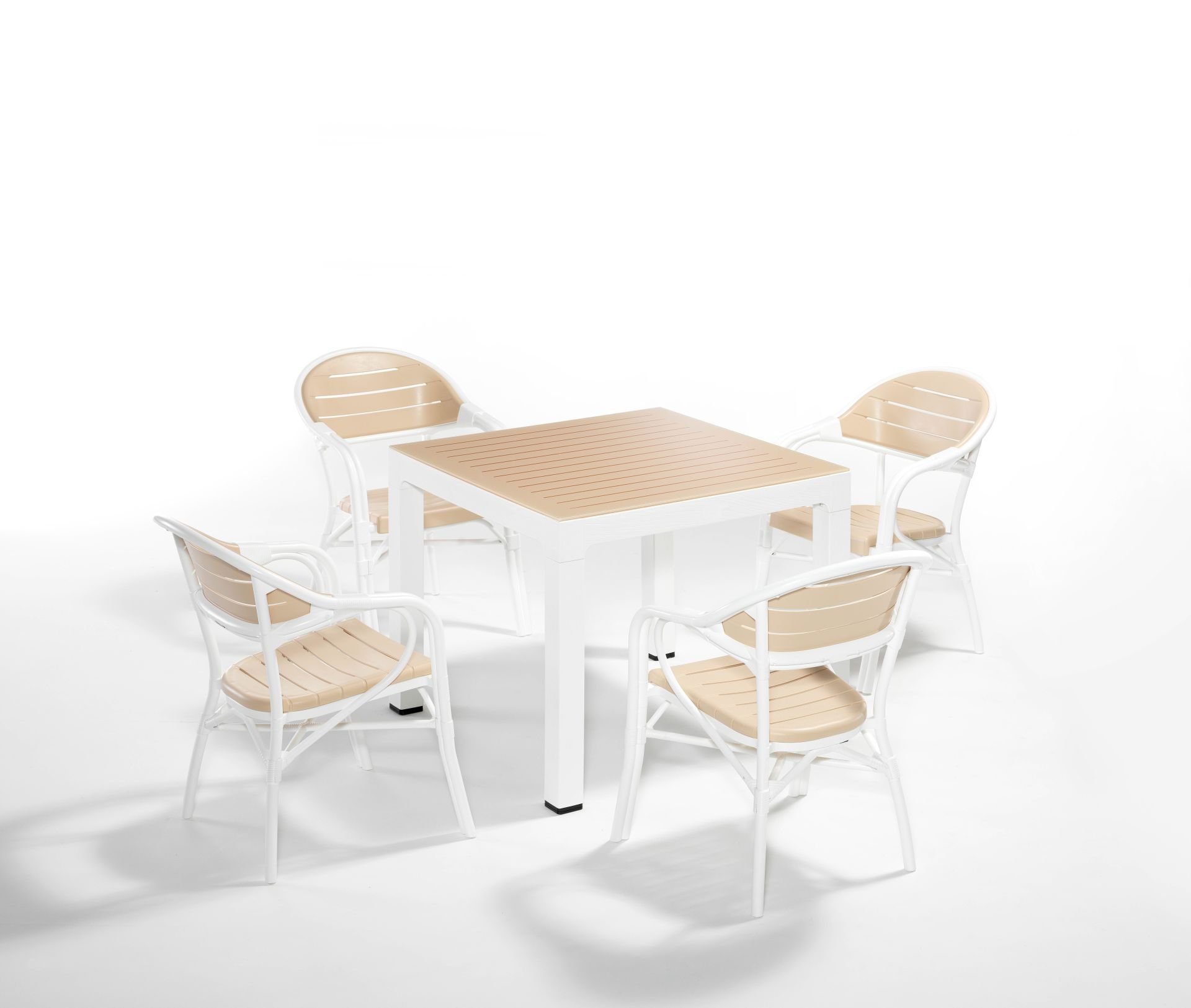 Beyaz Kare 90x90 cm Dış Mekan Bahçe Masa Sandalye Takımı İç ve Dış Mekan Kullanımına Uygun Şık ve Dayanıklı Tasarım