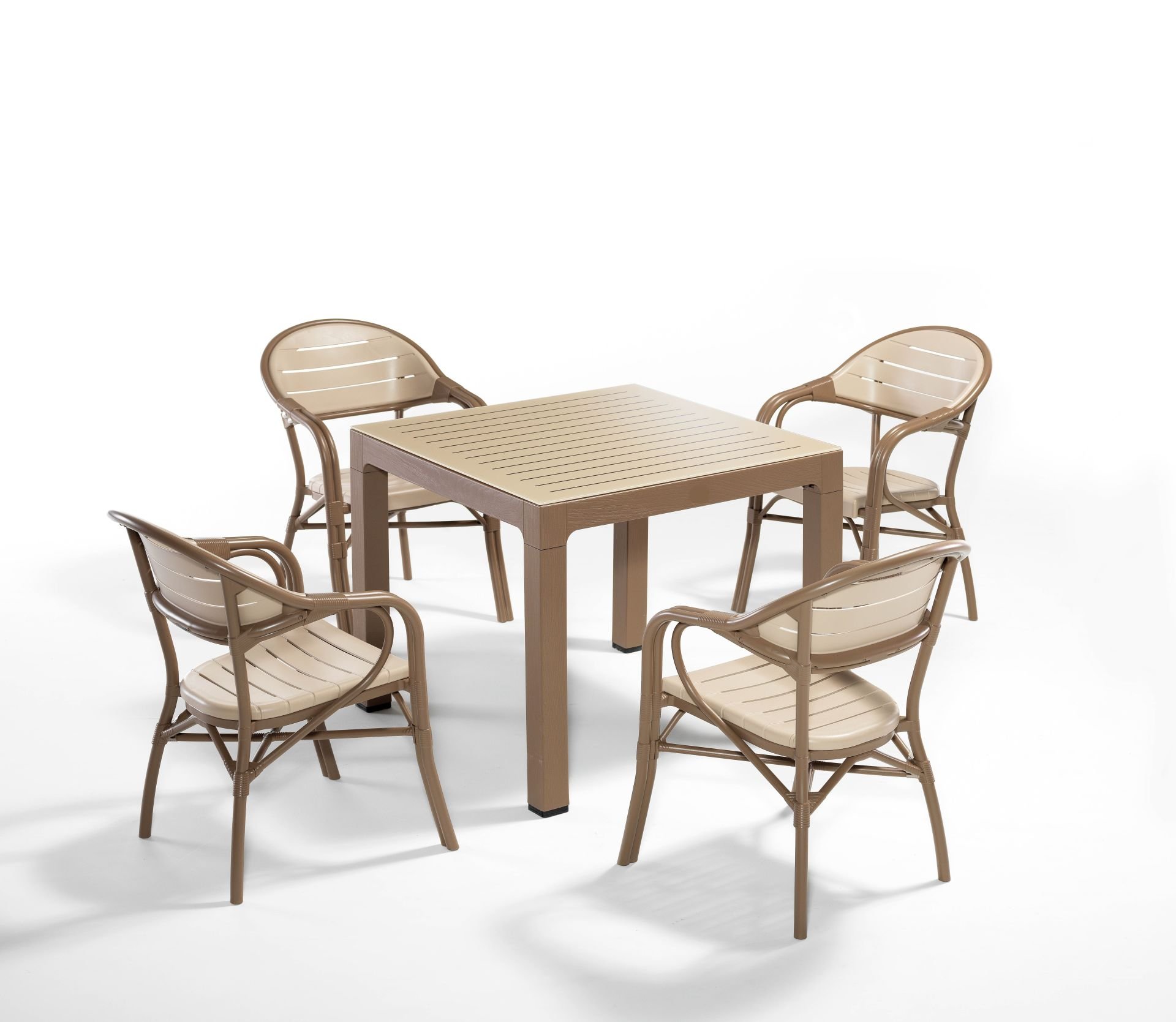 Çöl Kahvesi Cappucino Bambu Dış Mekan Bahçe Masa Sandalye Takımı Kare 90x90 cm