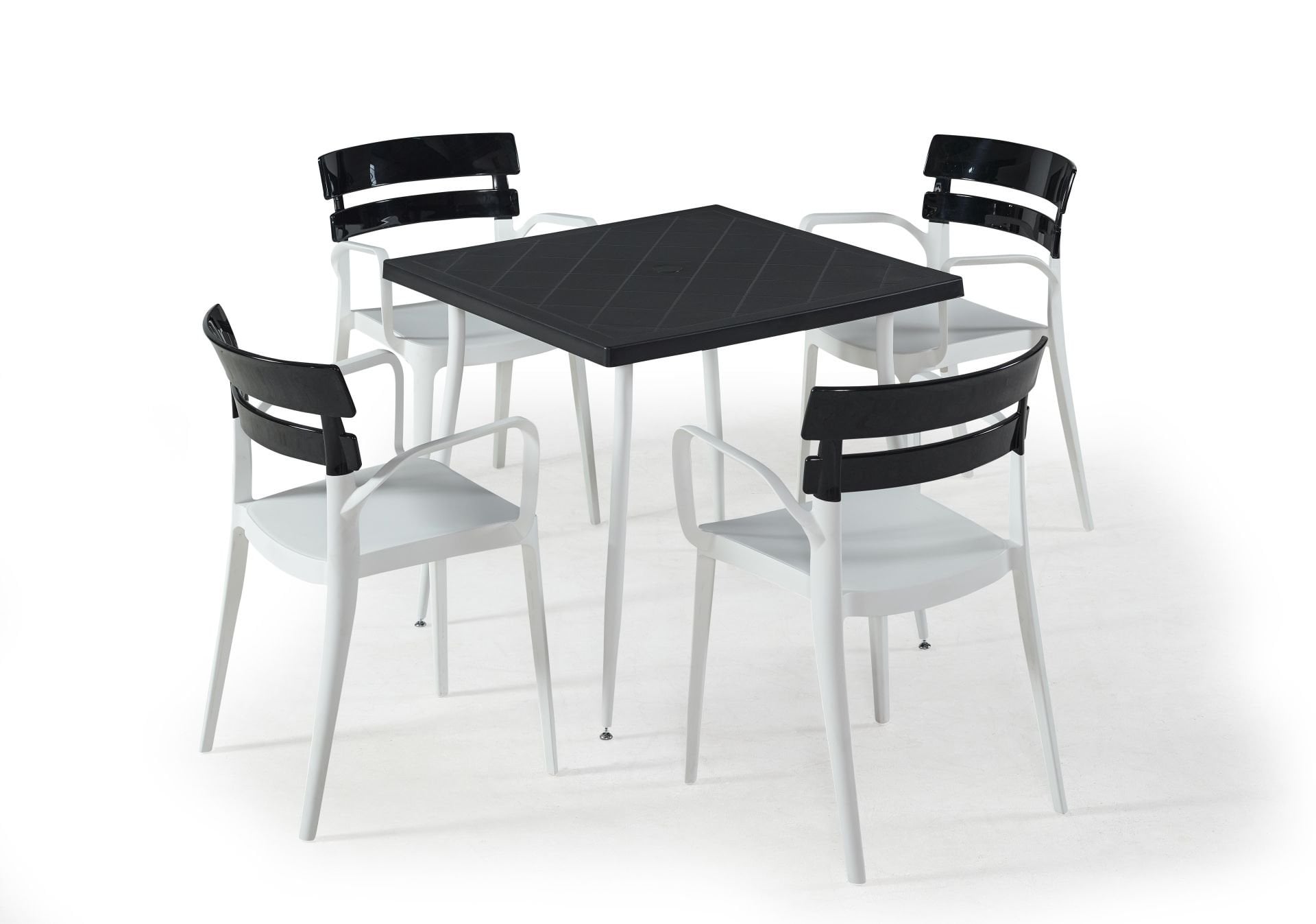 Beyaz Siyah Dış Mekan Bahçe Masa Sandalye Takımı – 4 Kişilik Kare 80x80 cm Masa ve Sandalye Seti Ev Bahçeleri ve Tüm Açık Alanlar İçin Uygun