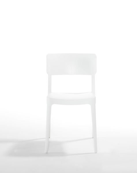 Estetik Beyaz Dış Mekan Sandalyesi İstiflenebilir ve Dayanıklı Tasarım