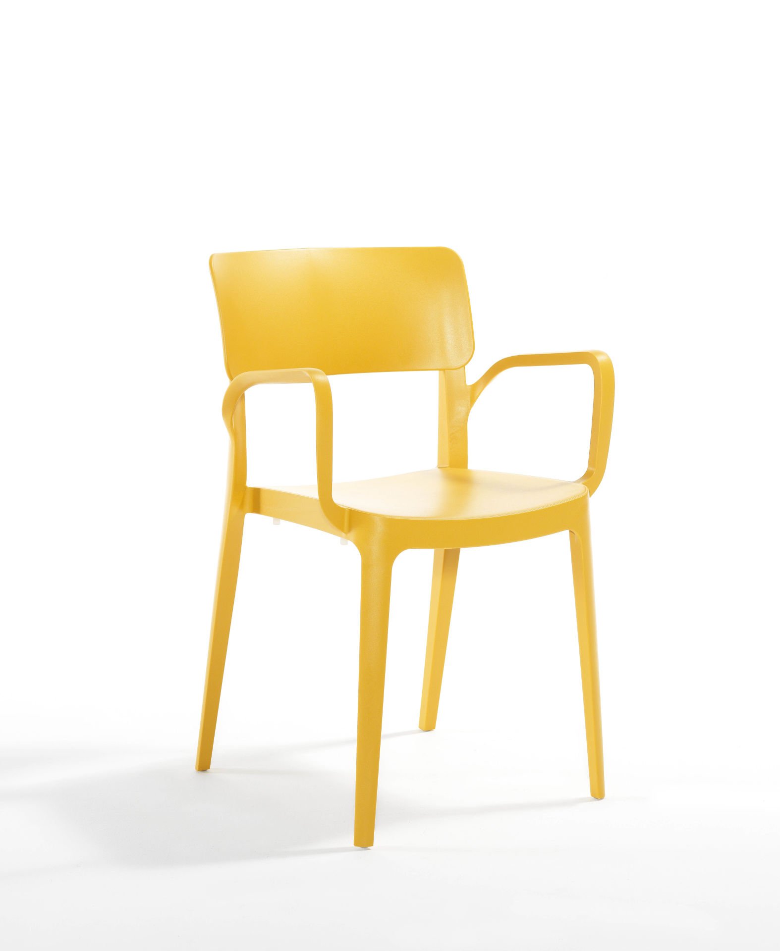 Hardal Renkli Bahçe Sandalyesi: Hem İç Hem Dış Mekanlar İçin İdeal Oturma Çözümü