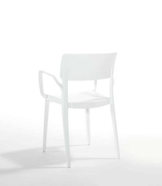 Beyaz Kollu Bahçe Sandalyesi Modelleri Mutfak Havuz Kenarı Teras ve Veranda İçin İdeal Seçenekler