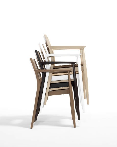 Hafif ve Şık Beyaz Fildişi Bahçe Sandalyesi Pratik ve İstiflenebilir Dış Mekan Mobilyası