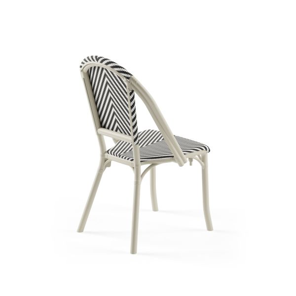 Bej Plastik Bahçe Sandalyesi İstiflenebilir Dış Mekan