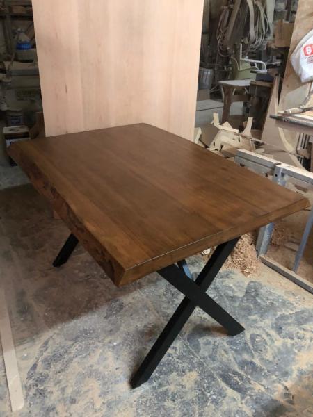 Doğal Kenar Kütük Masa Gürgen Ağacı Ceviz Rengi 120x80.cm