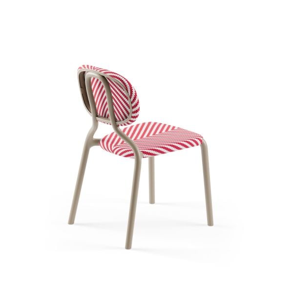 Kum Beji Kırmızı Beyaz Desenli Fileli Bahçe Sandalyesi