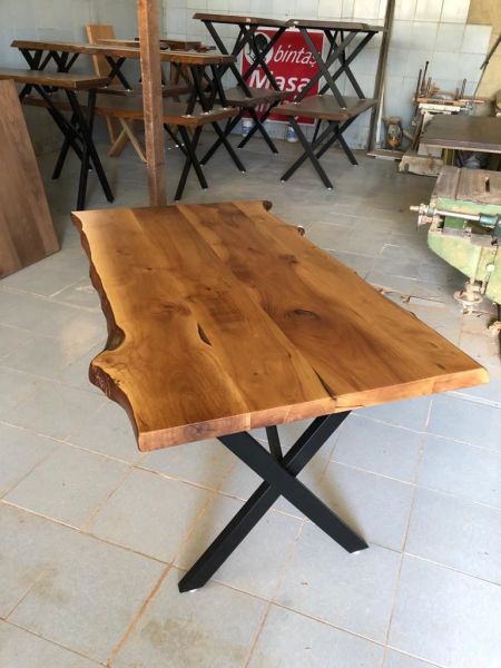 Doğal Ceviz Ağacı Kütük Masa Ölçüleri 150x85.cm Kütük Masa İmalatı
