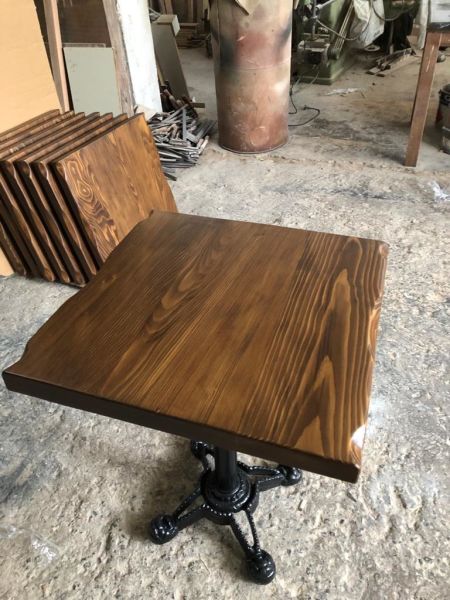 Döküm Siyah Aslan Ayak Ceviz Renk Kütük Ağaç Cafe Masası 60x60