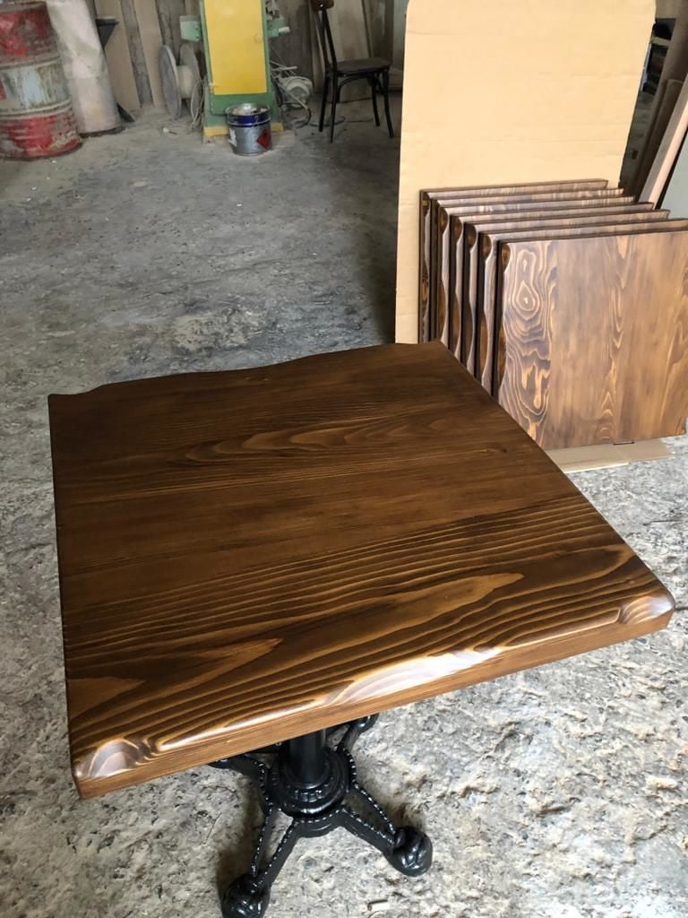 Döküm Siyah Aslan Ayak Ceviz Renk Kütük Ağaç Cafe Masası 60x60