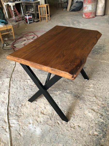 Ceviz Rengi Küçük Kütük Masa 75x100.cm
