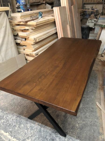 Ceviz Renk Kütük Masa 180x90 Metal Ayaklı Doğal Kenar