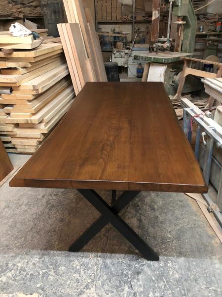 Ceviz Renk Kütük Masa 180x90 Metal Ayaklı Doğal Kenar