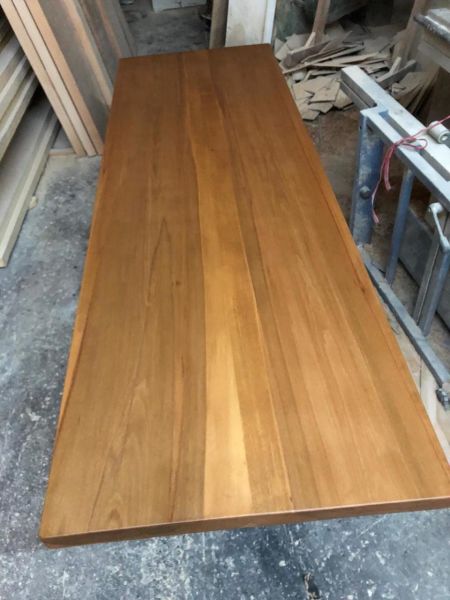 Doğal Kütük Tezgah ve Masa Üstü İmalatı - 200x70 cm Kayın Ağacı, Açık Ceviz Rengi, 5 cm Kalınlık | Mutfak, Salon, Kafe, Restoran, Otel Masa Üstü
