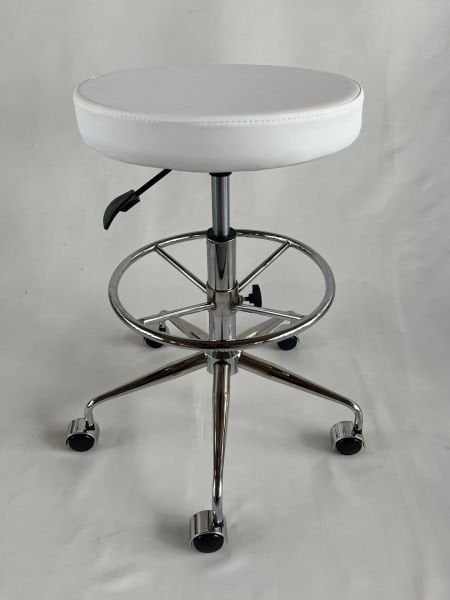 Krom Ayaklı Beyaz Deri Tekerlekli Yüksek Laboratuvar Taburesi