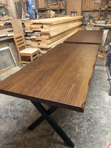 Rustik Doğal Ağaç Kütük Masa  Ceviz Rengi Üst Tabla ve Mat Siyah Çapraz Ayaklar 80x160.cm