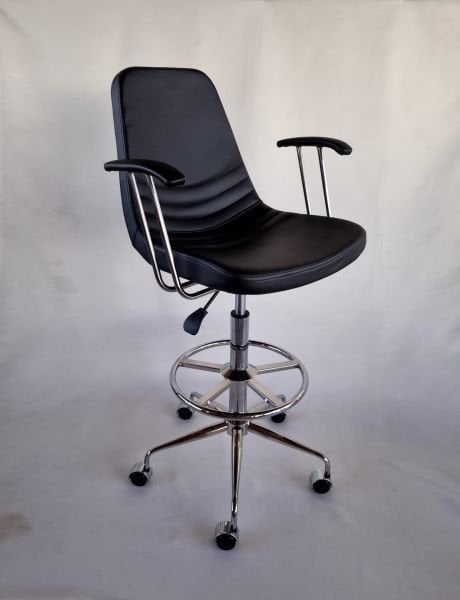 Parker Siyah Deri Tekerlekli Kollu Yüksek Bar Sandalyesi