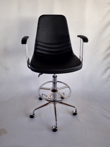 Parker Siyah Deri Tekerlekli Kollu Yüksek Bar Sandalyesi