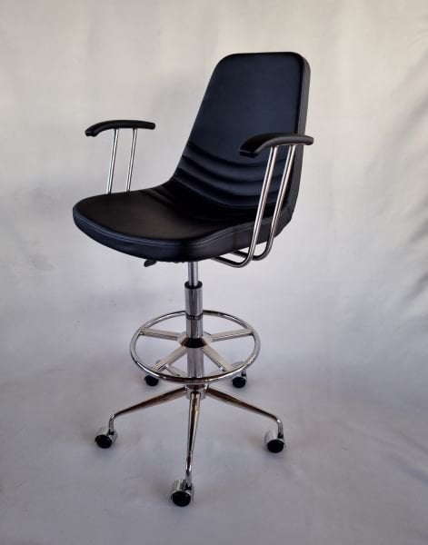 Parker Siyah Deri Tekerlekli Kollu Yüksek Bar Sandalyesi