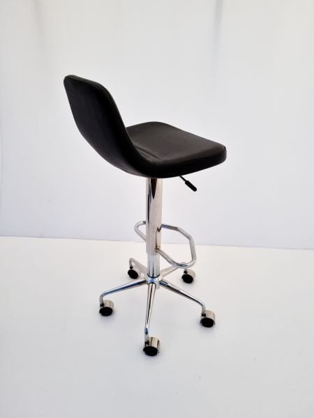 Parker Tekerlekli Siyah Deri Küçük Yüksek Bar Sandalyesi