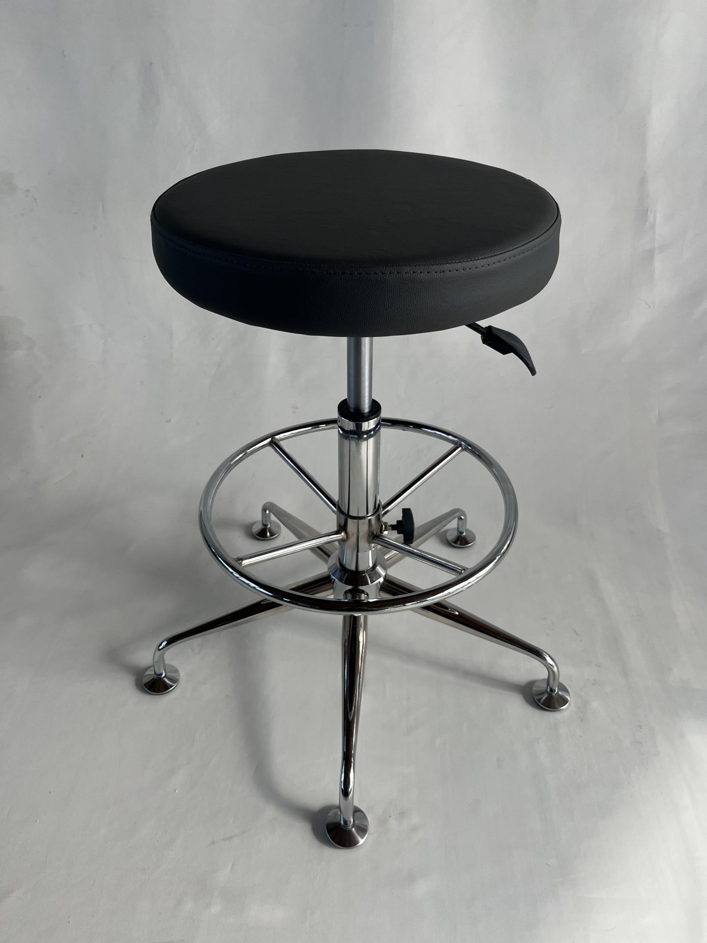 Antrasit Deri Yükseklik Ayarlı Metal Krom Ayak Bar Taburesi