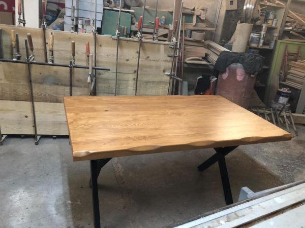 Doğal Ağaç Açık Ceviz Kütük Mutfak Masası 75x130