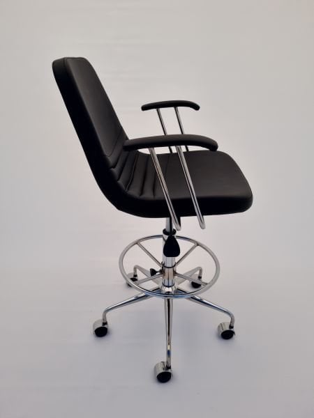 Tekerlekli Siyah Deri Kollu Bar Sandalyesi Amortisörlü