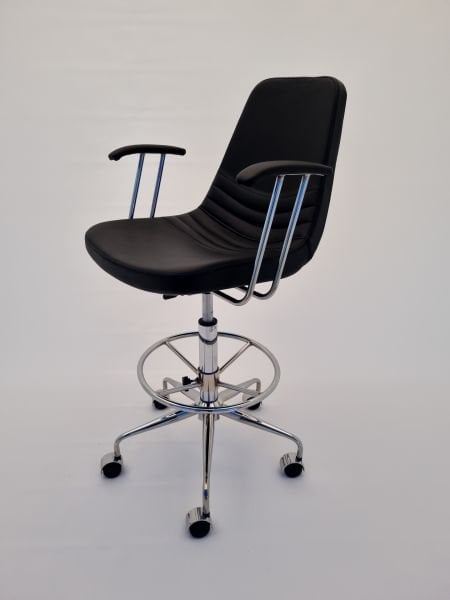 Tekerlekli Siyah Deri Kollu Bar Sandalyesi Amortisörlü