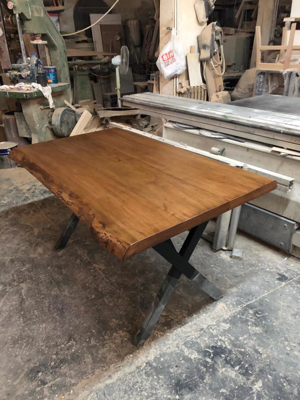 Ceviz Rengi Doğal Kütük Masa 80x130